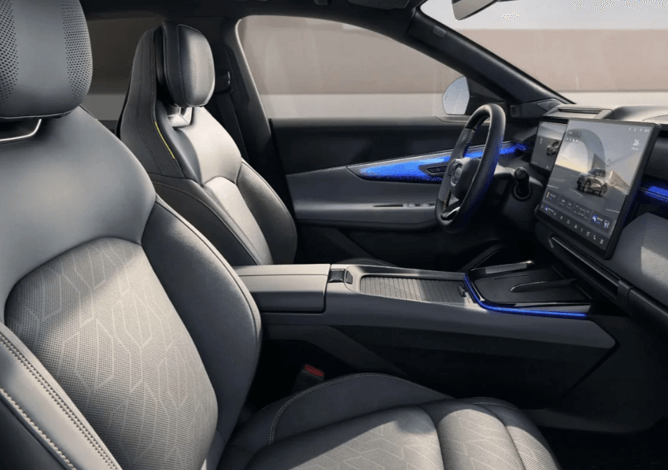 LYNK 08: A Deep Dive Into Its Luxurious Interior Design