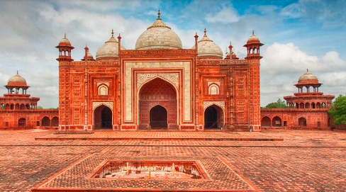 Travel Attractions in Delhi